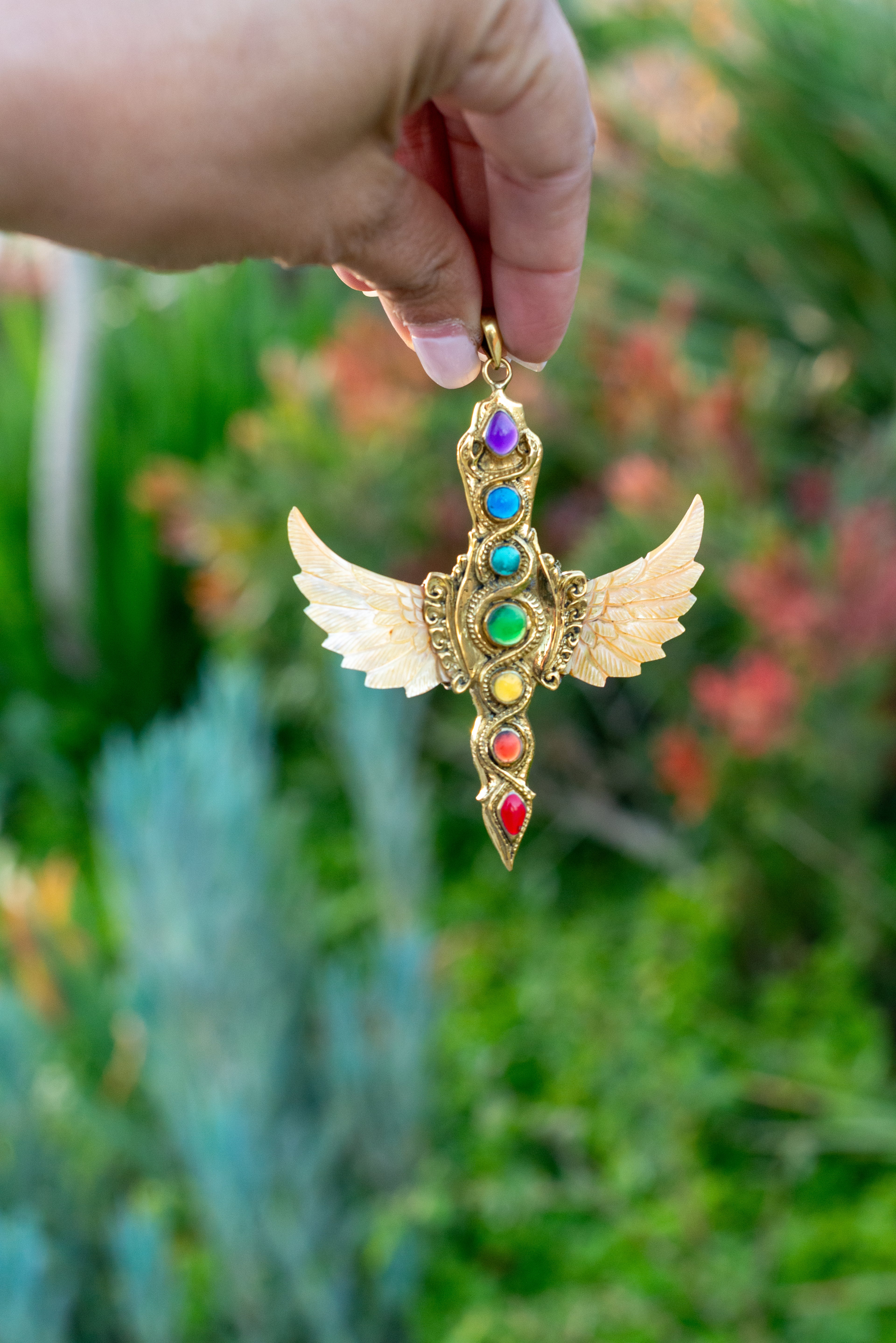 Wings of Ascension – Amuleto de los 7 Chakras